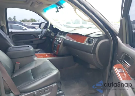 2013 Chevrolet Suburban 1500 Ltz из США, поврежденный, VIN 1GNSCKE0XDR160013